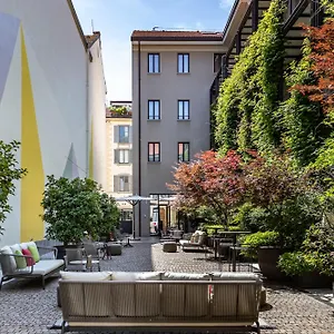 https://savona-18-suites.it-lombardy.com